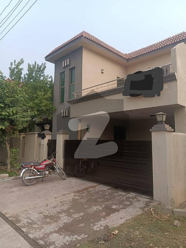 10 MARLA Brand New House For Sale