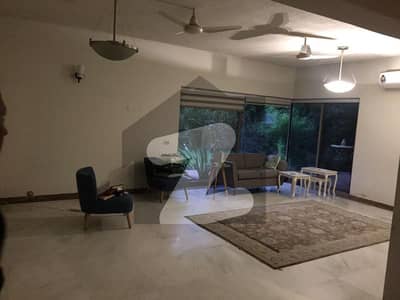 2 KANAL LUXURY CORNER HOUSE FOR RENT