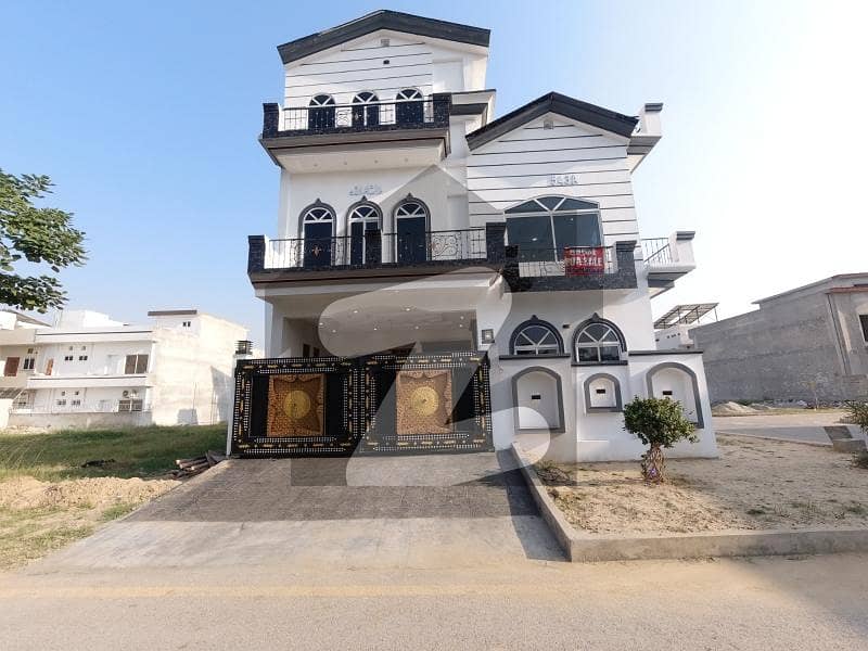 Beautiful Corner House For Sale Beautiful Corner House For Sale