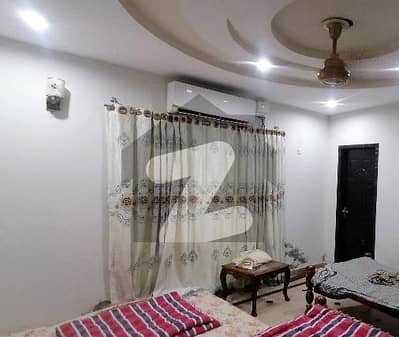 Ready To Buy A Upper Portion 10 Marla In Faisal Town