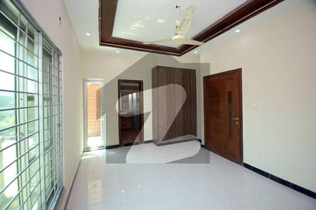 5 Marla House Like Brand New