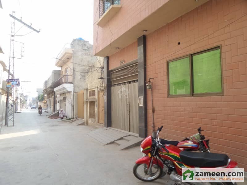 علی احمد شاہ کالونی قصور میں 6 کمروں کا 6 مرلہ مکان 1.15 کروڑ میں برائے فروخت۔