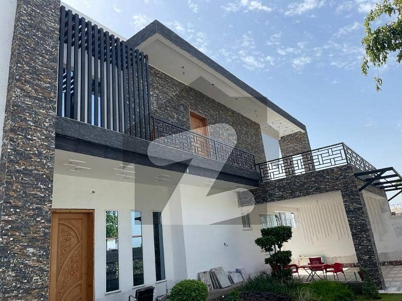E-16/1. . . Roshan Pakistan 1 Kanal Portion For Rent.
