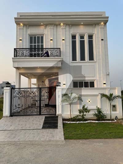 Most Beautiful Five-Marla House available for Sale at Ivy- Green Phase-8, Block -Z6