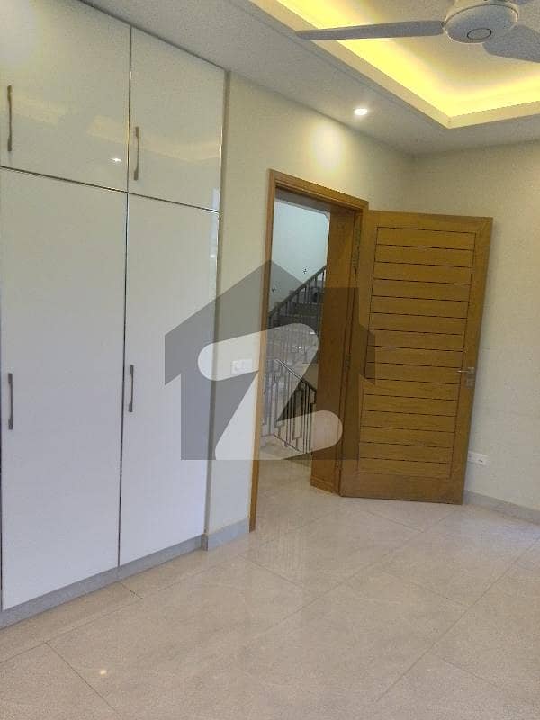 ڈی ۔ 12 اسلام آباد میں 2 کمروں کا 5 مرلہ بالائی پورشن 70.0 ہزار میں کرایہ پر دستیاب ہے۔ ڈی ۔ 12 اسلام آباد میں 2 کمروں کا 5 مرلہ بالائی پورشن 70.0 ہزار میں کرایہ پر دستیاب ہے۔