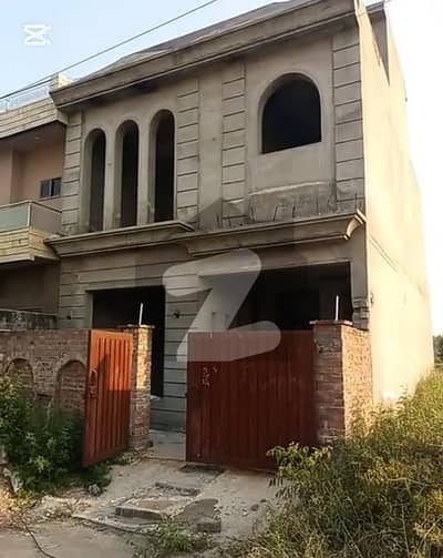 بینکرس ایوینیو ۔ بلاک ایف بینکرس ایوینیو کوآپریٹو ہاؤسنگ سوسائٹی,لاہور میں 3 کمروں کا 5 مرلہ مکان 1.3 کروڑ میں برائے فروخت۔