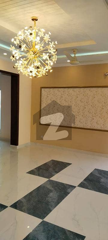 بحریہ انکلیو - سیکٹر سی بحریہ انکلیو,بحریہ ٹاؤن,اسلام آباد میں 5 کمروں کا 1 کنال مکان 9.0 کروڑ میں برائے فروخت۔