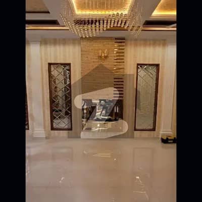 10 Marla House For Rent In Paragon City Lahore
