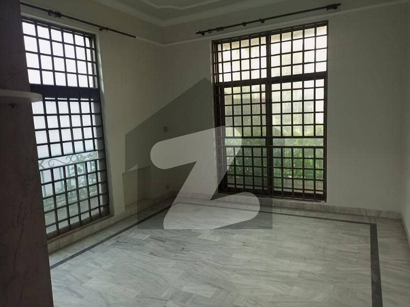 1 KANAL UPPER PORTION (3 BED 2 BATH, TV LOUNGE, KITCHEN, TERRACE, ROOF) FOR RENT IN BLOCK B, REVENUE SOCIETY, LAHORE, NEAR UMT UNIVERSTY 1 KANAL UPPER PORTION (3 BED 2 BATH, TV LOUNGE, KITCHEN, TERRACE, ROOF) FOR RENT IN BLOCK B, REVENUE SOCIETY, LAHORE, NEAR UMT UNIVERSTY