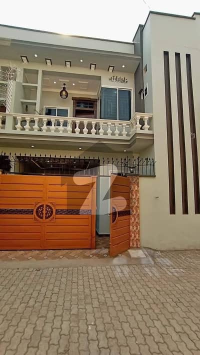 شالیمار کالونی ملتان میں 3 کمروں کا 5 مرلہ مکان 1.15 کروڑ میں برائے فروخت۔