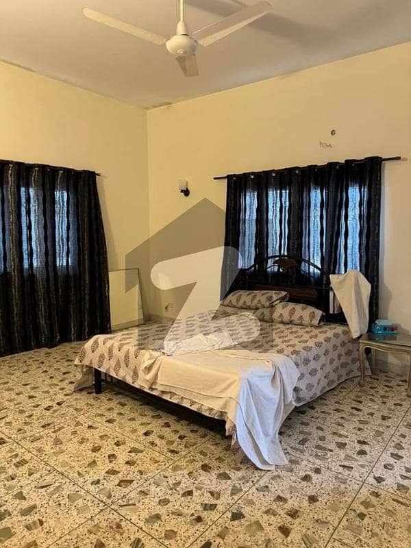 3 KANAL HOUSE IS AVAILABLE FOR RENT IN GULBERG 3 KANAL HOUSE IS AVAILABLE FOR RENT IN GULBERG