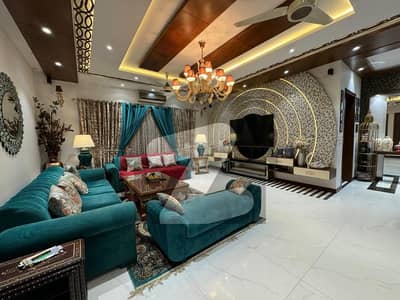 Fully Furnished & Swimming Pool With Full Basement 1 Kanal Bungalow For Sale Near Park And Market Fully Furnished & Swimming Pool With Full Basement 1 Kanal Bungalow For Sale Near Park And Market