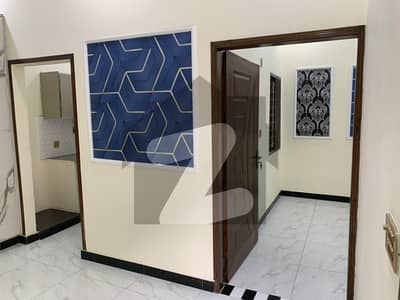 سبزہ زار سکیم لاہور میں 3 کمروں کا 2 مرلہ مکان 90.0 لاکھ میں برائے فروخت۔