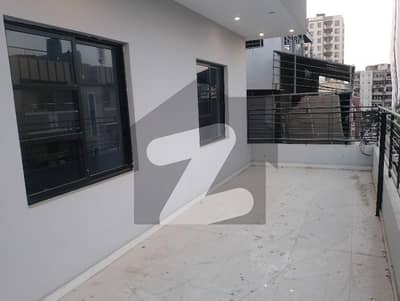 شرف آباد گلشنِ اقبال ٹاؤن,کراچی میں 4 کمروں کا 11 مرلہ پینٹ ہاؤس 5.0 کروڑ میں برائے فروخت۔