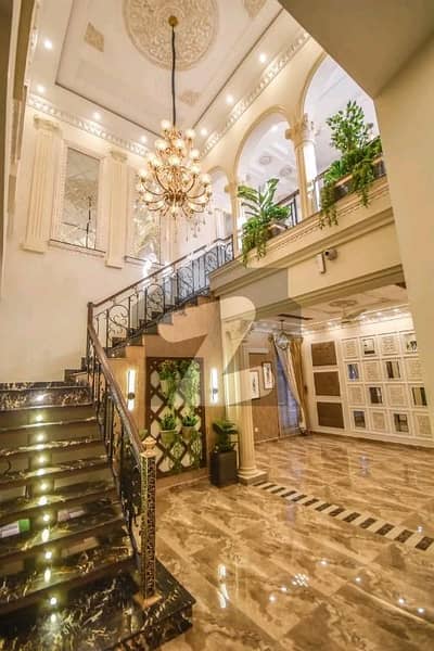1 Kanal Luxury Upper Portion Available For Rent