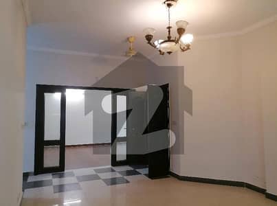 Good 10 Marla House For sale In Askari 11 - Sector A