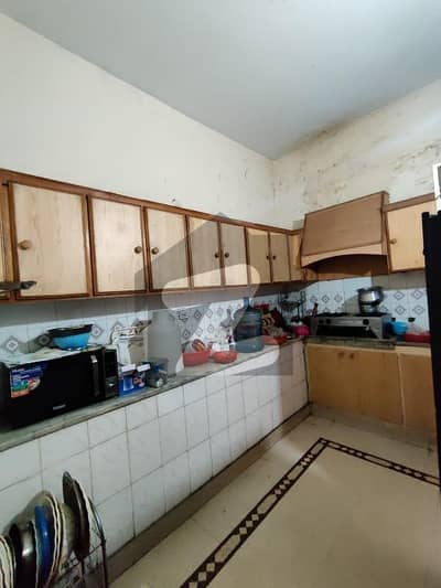 4 Marla Ground Floor Flat