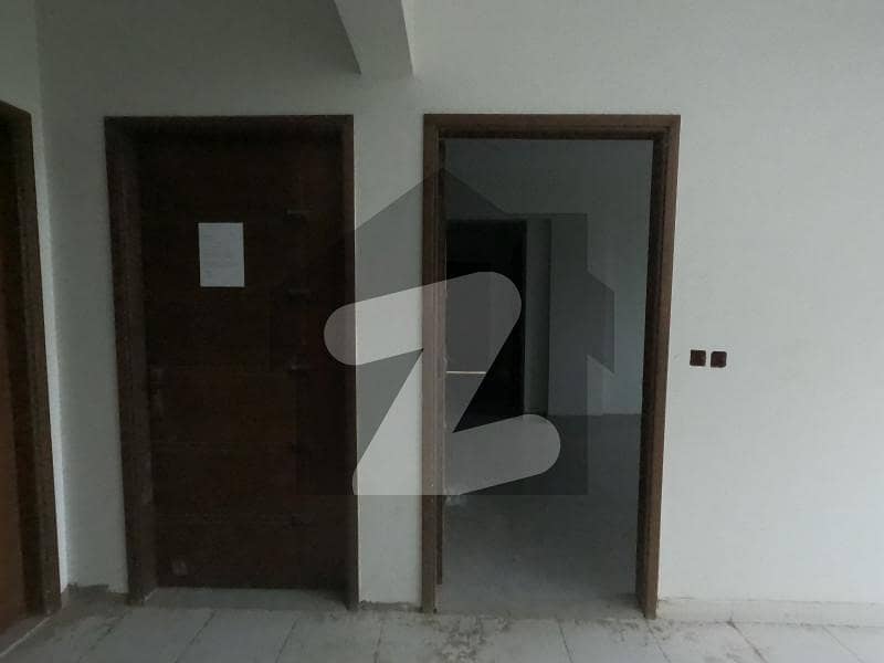 A Spacious 480 Square Feet Flat In Jamshed Road