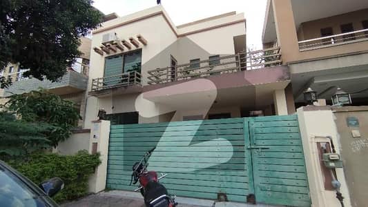 بحریہ ٹاؤن فیز 4 بحریہ ٹاؤن راولپنڈی,راولپنڈی میں 6 کمروں کا 10 مرلہ مکان 4.0 کروڑ میں برائے فروخت۔ بحریہ ٹاؤن فیز 4 بحریہ ٹاؤن راولپنڈی,راولپنڈی میں 6 کمروں کا 10 مرلہ مکان 4.0 کروڑ میں برائے فروخت۔