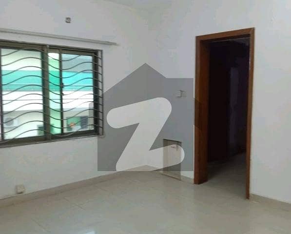 Good 400 Square Yards House For Sale In F-6