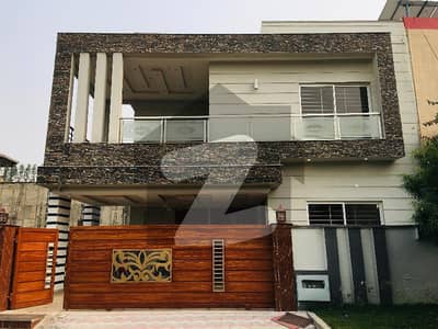 بحریہ ٹاؤن فیز 1 بحریہ ٹاؤن راولپنڈی,راولپنڈی میں 5 کمروں کا 10 مرلہ مکان 4.95 کروڑ میں برائے فروخت۔ بحریہ ٹاؤن فیز 1 بحریہ ٹاؤن راولپنڈی,راولپنڈی میں 5 کمروں کا 10 مرلہ مکان 4.95 کروڑ میں برائے فروخت۔