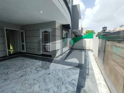 10 Marla House For Rent In Bahria Town