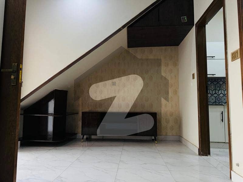 3 Marla, 2 bed Elite Unit at affordable price FIRST FLOOR FACING PARK