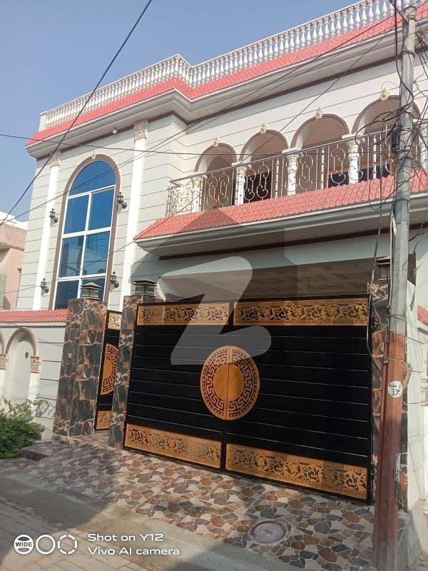 Spacious House Is Available In Sabzazar Colony For sale