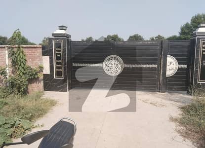 Good Location 9 Kanal Farm House Land For Sale On Bedian Road