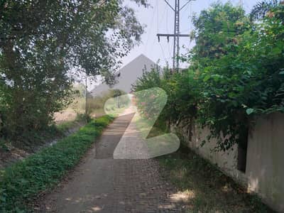 Hot location 15 Kanal Farm House Land For Sale On Bedian Road