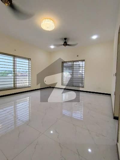 50*90 Super Elegant House Ground portion For Rent G-13 islamabad