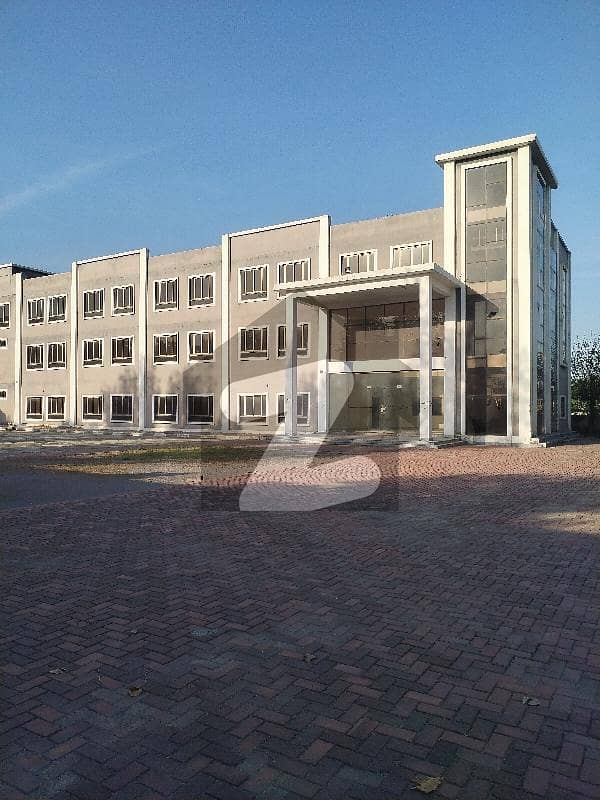 Building Available For Schools (Rent) Building Available For Schools (Rent)