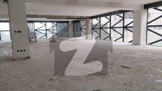 F-11 MARKAZ 8000 SQ. FEET GROUND FLOOR BEST FOR BANKS SHOWROOMS AND EXECTIVE OFFICES