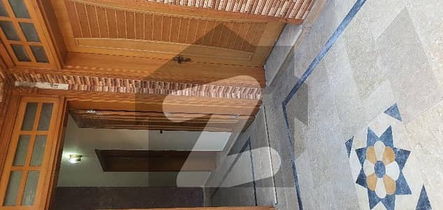 جی ۔ 13/1 جی ۔ 13,اسلام آباد میں 5 کمروں کا 4 مرلہ مکان 3.3 کروڑ میں برائے فروخت۔ جی ۔ 13/1 جی ۔ 13,اسلام آباد میں 5 کمروں کا 4 مرلہ مکان 3.3 کروڑ میں برائے فروخت۔