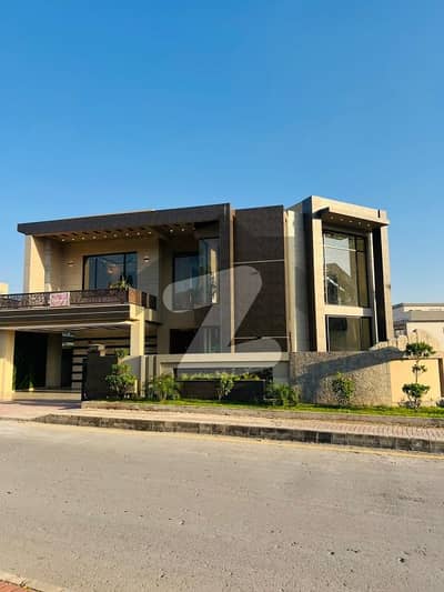 بحریہ ٹاؤن فیز 3 بحریہ ٹاؤن راولپنڈی,راولپنڈی میں 5 کمروں کا 1 کنال مکان 14.95 کروڑ میں برائے فروخت۔ بحریہ ٹاؤن فیز 3 بحریہ ٹاؤن راولپنڈی,راولپنڈی میں 5 کمروں کا 1 کنال مکان 14.95 کروڑ میں برائے فروخت۔