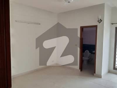 12 Marla 4 Bed Luxury Flat For Sale In Askari 11- B, Lahore