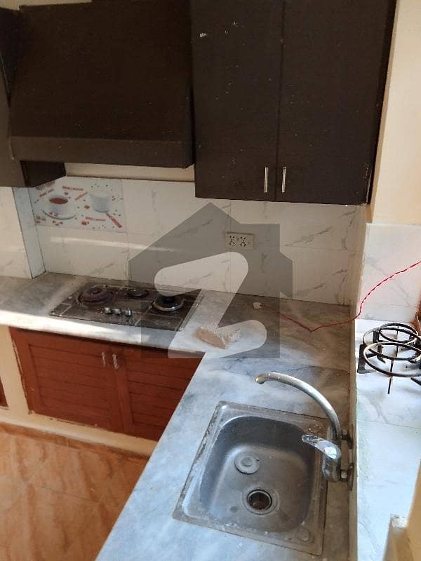 جی ۔ 10/4 جی ۔ 10,اسلام آباد میں 3 کمروں کا 6 مرلہ بالائی پورشن 75.0 ہزار میں کرایہ پر دستیاب ہے۔