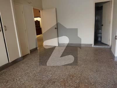 Buy A Centrally Located Prime Location 1050 Square Feet Flat In Gulshan-e-Iqbal - Block 13