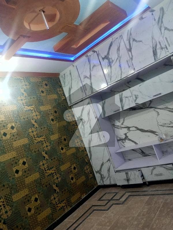 4.5Marla House Ideally Situated In Wakeel Colony
