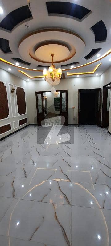 پی سی ایس آئی آر سٹاف کالونی لاہور میں 3 کمروں کا 1 کنال بالائی پورشن 80.0 ہزار میں کرایہ پر دستیاب ہے۔