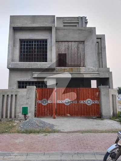 8 MARLA CORNER GREY STRUCTURE HOUSE FOR SALE IN BAHRIA ORCHARD PHASE 3 Lahore