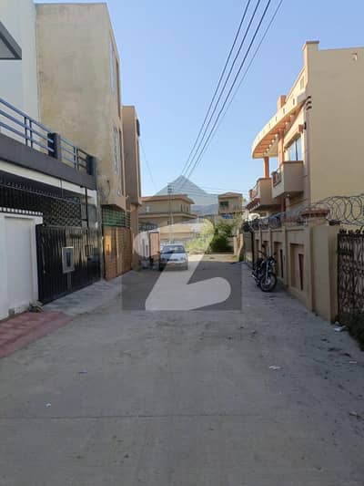 بنی