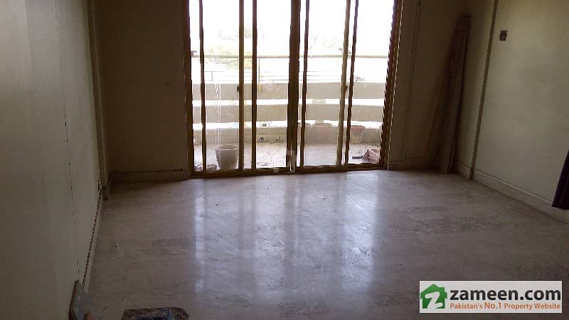 4 Bedroom Apartment For Sale In Dolmen Heights On Main Shaheed Millat Road