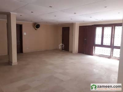Office Purpose Bungalow Available For Rent Office Purpose Bungalow Available For Rent