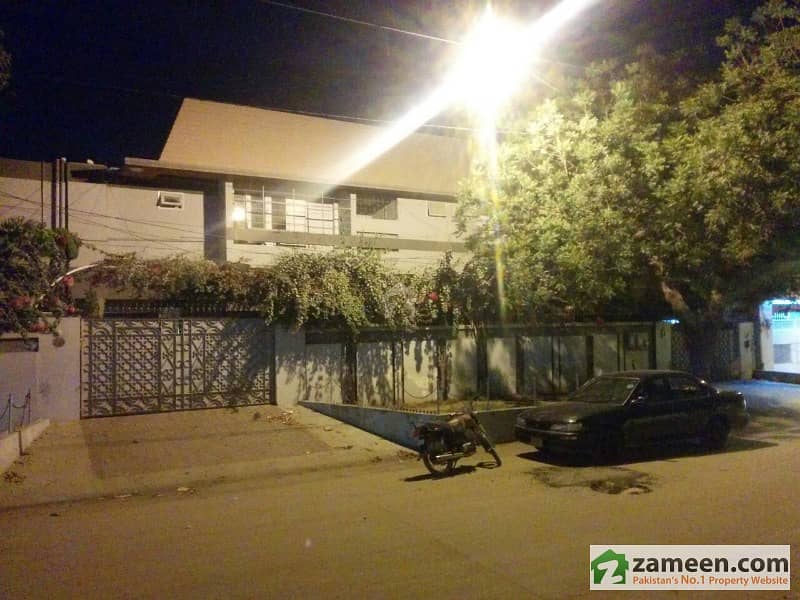 1000 Sq. Yard Double Independent House In Block B North Nazimabad