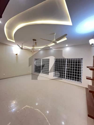 1 Kanal Brand New House For Rent