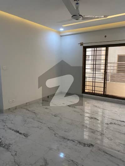 10 Marla Beautiful Apartment Available For Sale 10 Marla Beautiful Apartment Available For Sale