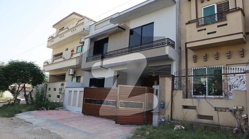 A Centrally Located House Is Available For sale In G-15 A Centrally Located House Is Available For sale In G-15