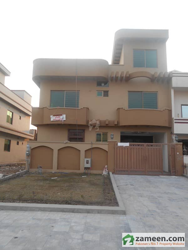 Triple Storey House Is Available For Sale