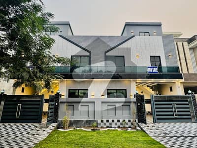 5-Marla Modern Pair House For Sale In Valencia Town Lahore